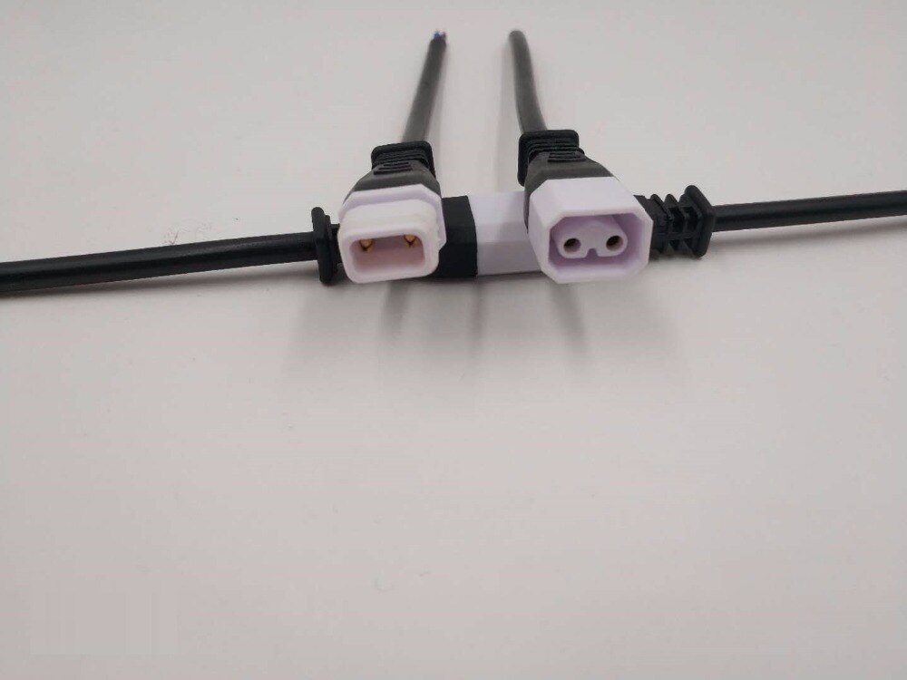 IP65 Impermeabile Connettore di Alta Qualità spillo Maschio Femmina coppie DC Nero colore Bianco portato maschio e femmina Applicabile 0.5mm