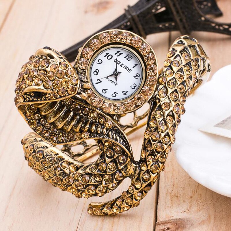 Stil slangeformet ur ur armbånds ur unikke kvinder kjole ure pige relogio feminino: Kaffe