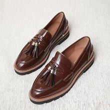 European Brand Rihanna Shoes Metal Fringe Oxford Flats Ladies Carving Brogues Casual Loafers Driving Creepers Moccasins