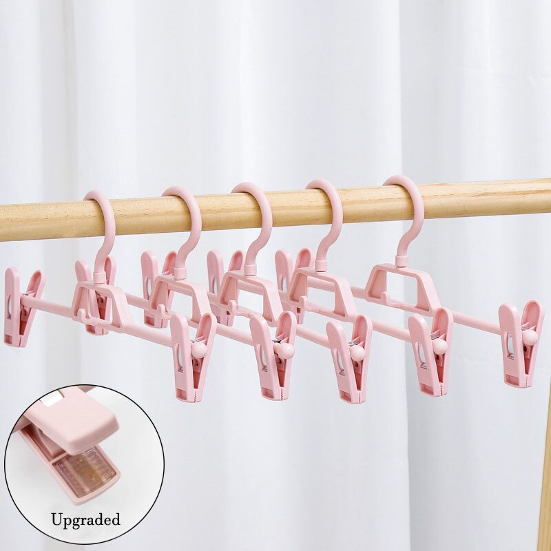 WHAMVOX Lot de 6 mini cintres réalistes en fer pour vêtements de poupée, vêtements de poupée, penderie