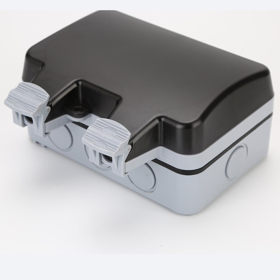 UK Wall Outlet 13A 2 Gang Weatherproof Outdoor Switched Socket IP66 Electric Switch And Socket