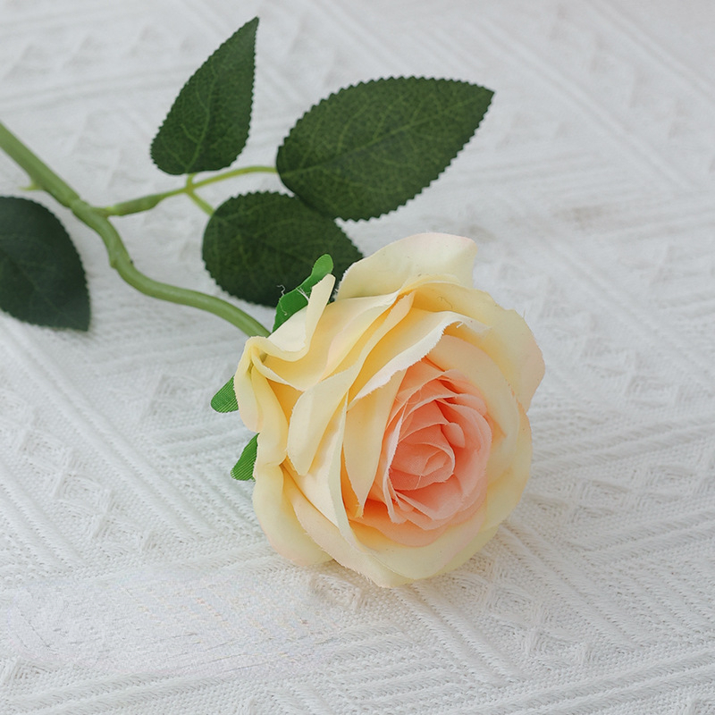 Kunstmatige Rose Takken Zijden Nep Bloemen Bruiloft Fotografie Boeket Thuis Woonkamer Tuin Rood Geel Zwarte Rozen Decoratie: Beige