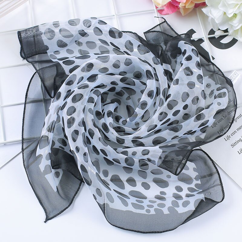 50*50Cm Lente-Zomer Vrouwen Zijden Sjaal Vierkante Dame Wrap Kleine Kantoor Neck Head Sjaal Haar sjaal Foulard Skinny Sjaals