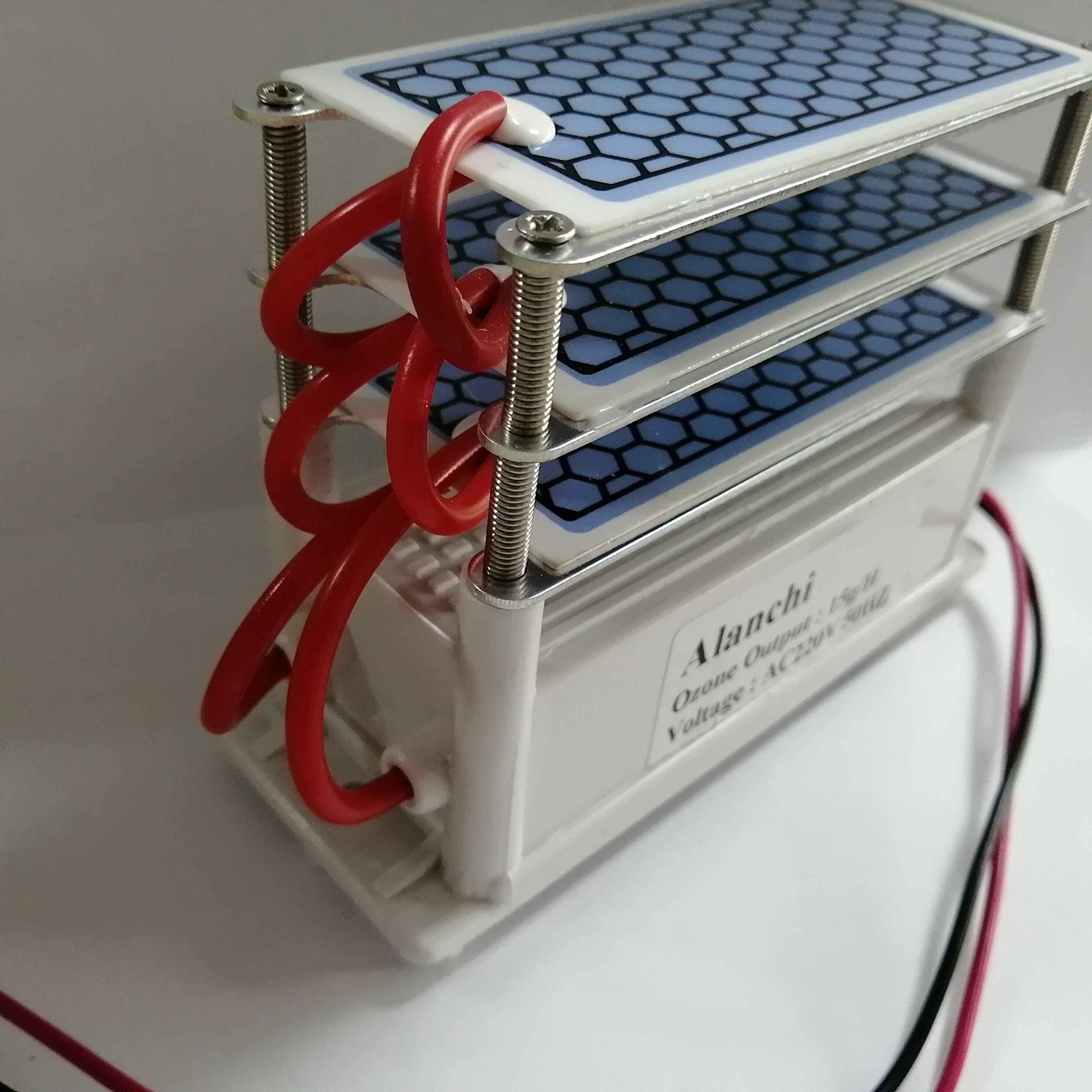 15g Ozone Generator 220v 3 layers Ceramic Plate Integrated Ozone Generator Water Air Ozonizer Air sterilizer