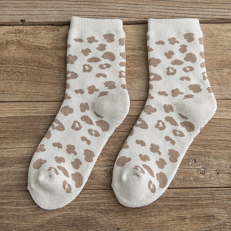 Spotted Leopard Print Women Socks Cotton Terry Tube Thickened Warm Socks Cotton Korean Japanese Style Eur35-40: 01