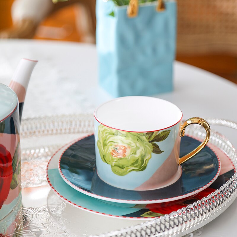 EECAMAIL Bone china English afternoon tea tea set Nordic coffee cup European small luxury small exquisite ceramic British aftern