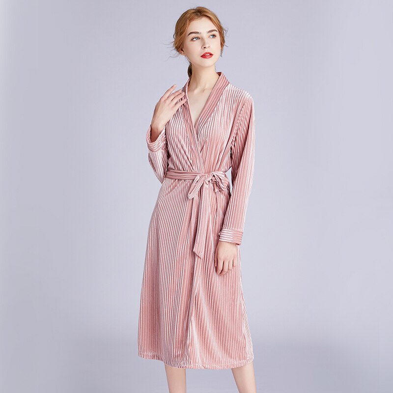 Autumn Women's Velvet Robe Wedding Gown Sleepwear Embroidery Bridesmaid Cardigan Gown Bridesmaid Nightdress Pajamas