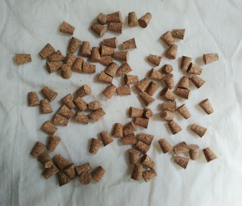 (100 ks ) 1-2 ml mini sklenené fľaštičky kúzlo na suveníry sklenená fľaša s korkovými príveskami pre domácich majstrov