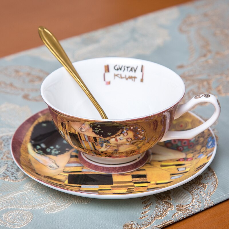 Klimt oljemaleri fint bein Kina te kaffekopp og tallerken sett: Kysse