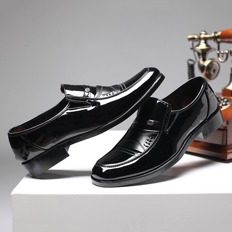 Nouveaux Hommes En Cuir Robe Chaussures Chaussures De Classique Chaussures Pour Formel Chaussures Hommes Chaussures À Enfiler chaussures D'affaires pour hommes: Black / 10