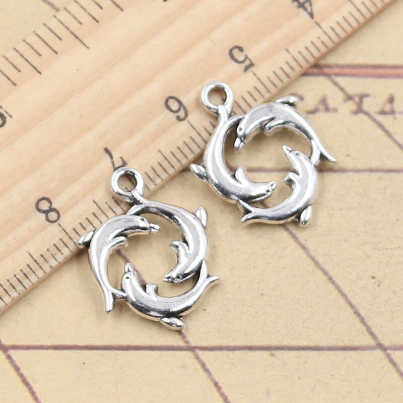 20 stücke Charme Drei Delphin Zeigen 21x16mm Tibetischen Silber Farbe Anhänger Antiken Schmuck, sterben DIY Handgemachten Handwerk