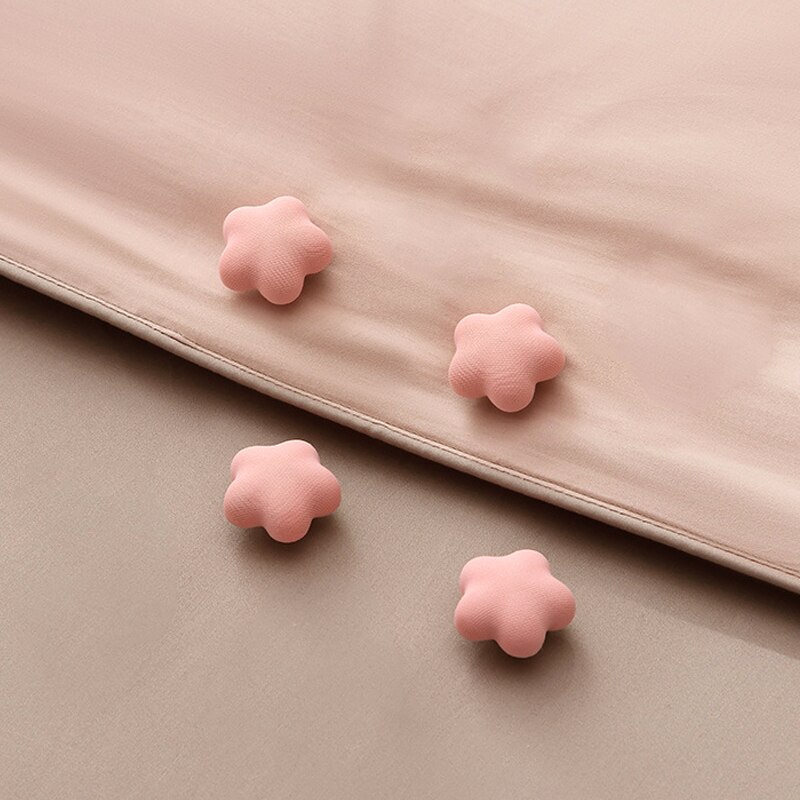 4PCS Quilt Holder Clips for bed sheet Cotton Non-slip Mushroom Quilt Blanket Clip Blankets Cover fixing Clip Heart-shaped: Pink plum