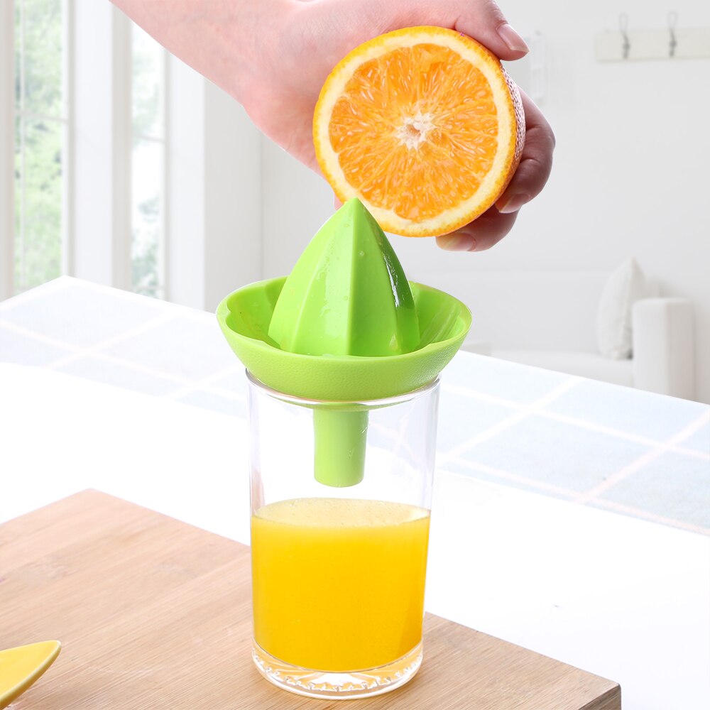 Household 2 in 1 Squeezer Mini Fruit Juice Cup Cooking Tool Manual Juicer with Funnel Orange Lemon Juice Squeeze Tool