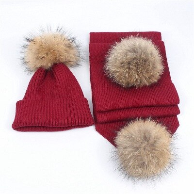 Luxe Vrouwen Hoeden En Sjaals Kinderen Sneeuw Dragen Hoeden Winter Gebreide Skullies 2Pcs Unisex Effen Kleur: WINE RED / Adult