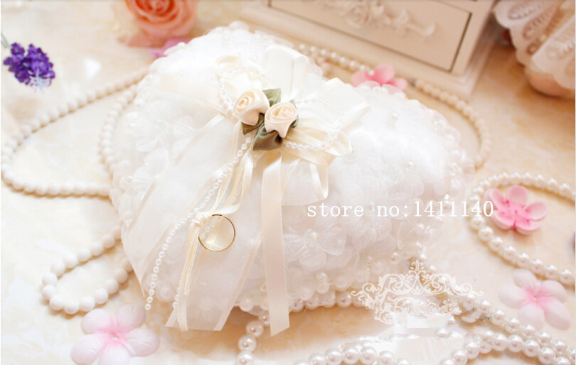 Vigselring kudde, vit ring kudde spets kristall ros vigsel hjärta ring box ring hållare