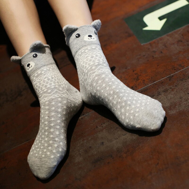 Neue Frauen Herbst Winter Nette 3d Ohren Karikatur Ebene Baumwolle Socken Für Frau Wandern Standard Chasractter Socken Sport