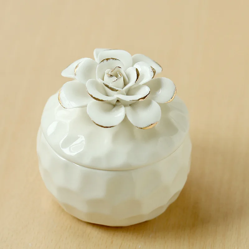 Velas aromáticas de flor de cerezo de soja de lujo, decoración de tarro de fragancia de cerámica de flores pintadas a mano Ins de estilo europeo: Rojo