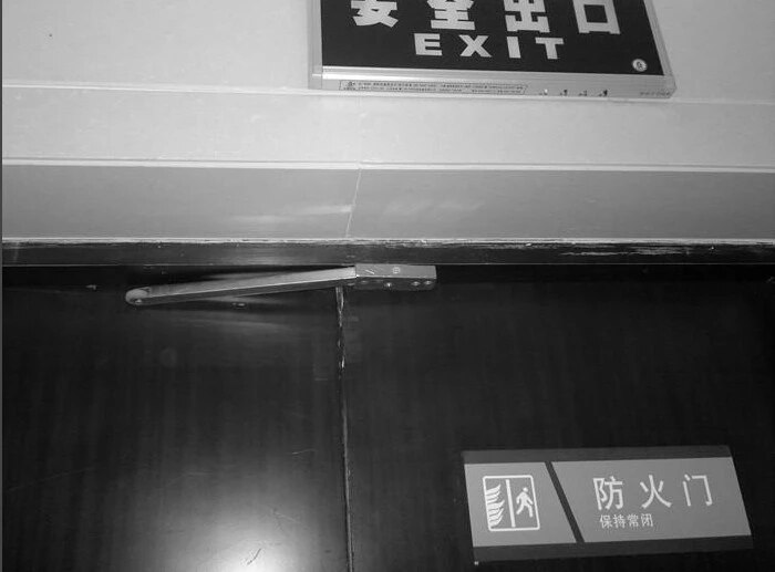 Automatically closes door Easy installation Steel Stainless Door Closers KF428