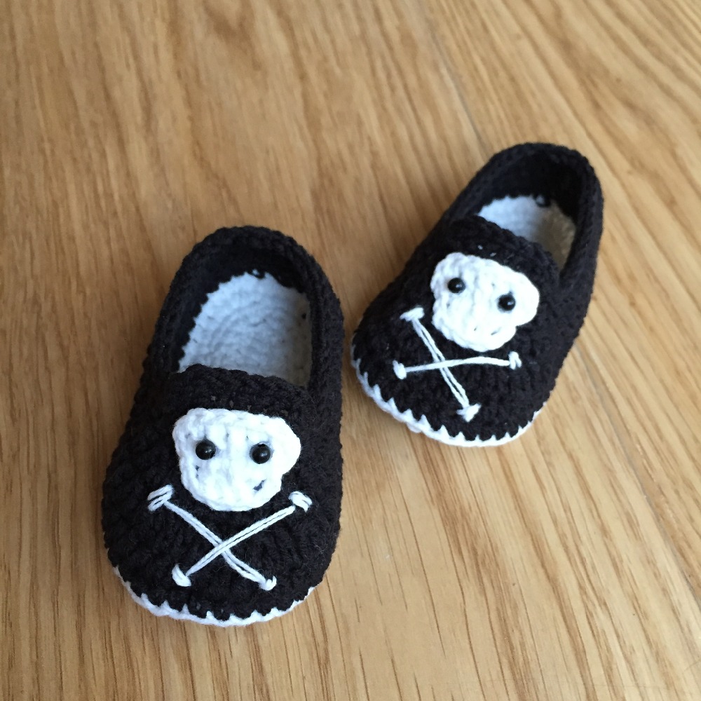 QYFLYXUE Handmade baby shoes, baby pictures of shoes, character skeleton model of shoes