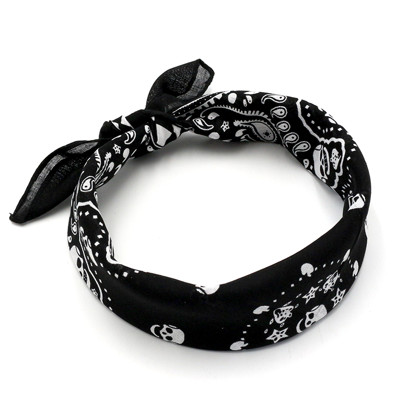 Klassisk svart hodeskalle rosetrykk bandana menn hiphop bomull firkantet skjerf ridemasker pannebånd hodeskjerf hodeplagg