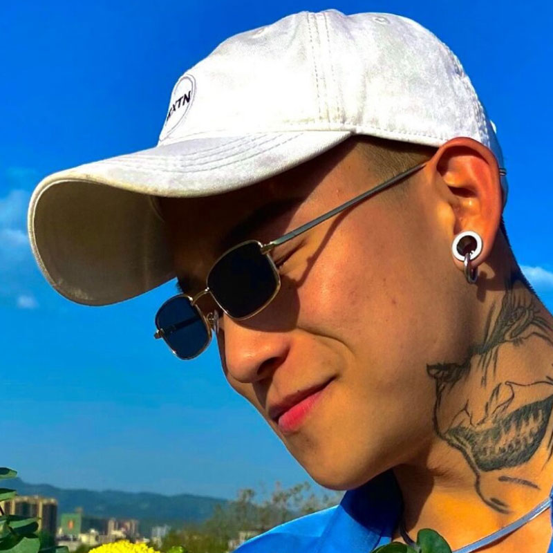 Nuevas gafas de sol rectangulares pequeñas Vintage para hombres y mujeres, gafas de sol cuadradas Punk a la , gafas de sol de con marco de Metal, gafas de conducción negras