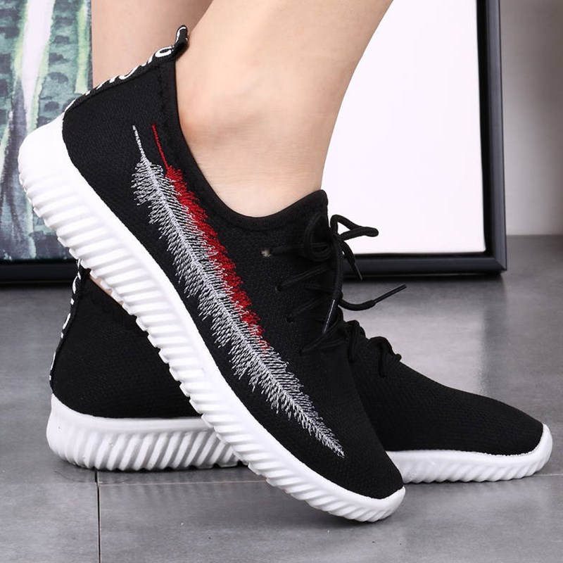 Solid Breathable Shallow Mouth Woman Tennis Shoes Concise Classics Flying Woven Candy Color Student Net Shoes Chaussures Femme