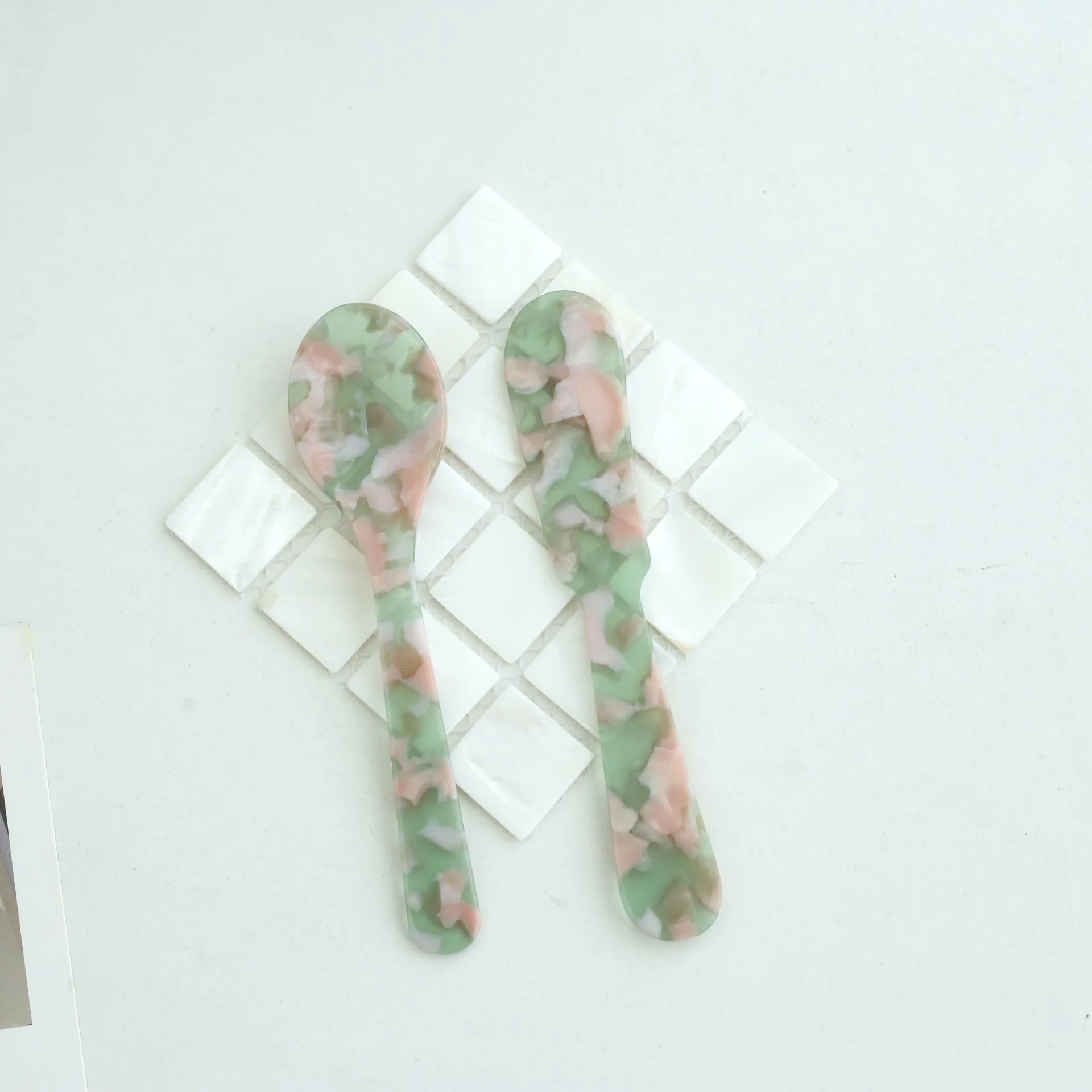 Kleurrijke acryl ijslepels, koffiekaviaar roerlepels, dessert theelepels, keukengerei, knutselgereedschap: Khaki