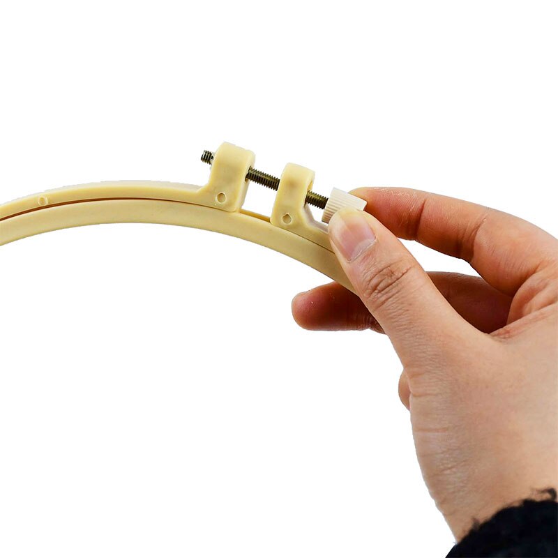 Multi-Size Plastic Embroidery Cross Stitch Hoop Embroidery Hoop Ring Frame DIY Craft Sewing Tools 1Pcs