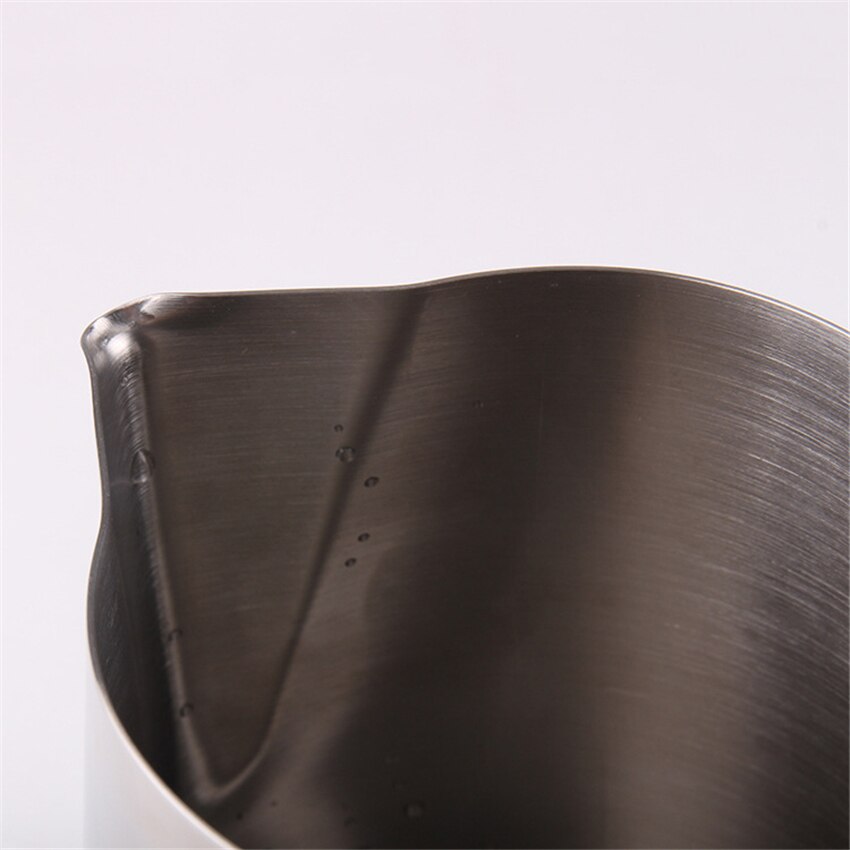 600 ml Coffee Milk Frothing Pitcher With Built-In Thermometer Stainless Steel Espresso Steaming Pitchers with Thermometer