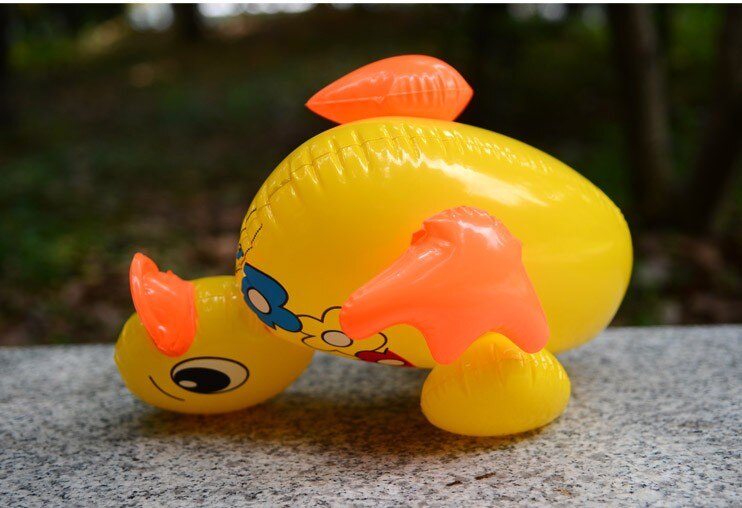 Kleine reizende nette entzückende modell nflatable Ebene Erpel Kleine Reizende Nette Entzückende Ente Mit Blumen Aufblasbare Pvc Spielzeug