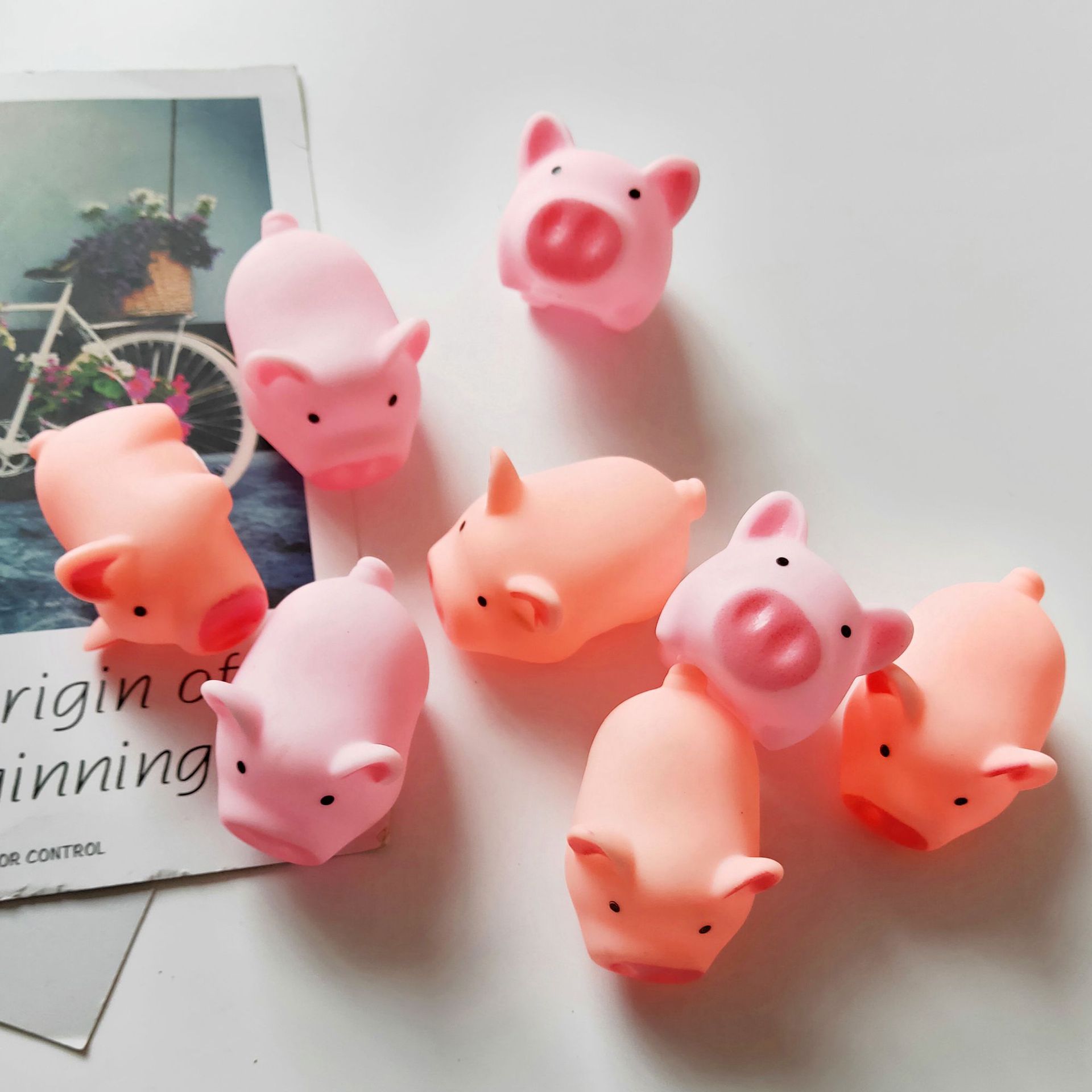 Prank Antistress Screaming Rubber Chicken Pig Squash Squeeze Squeaky Sound Funny Crazy Cool Toys Decompression Tool