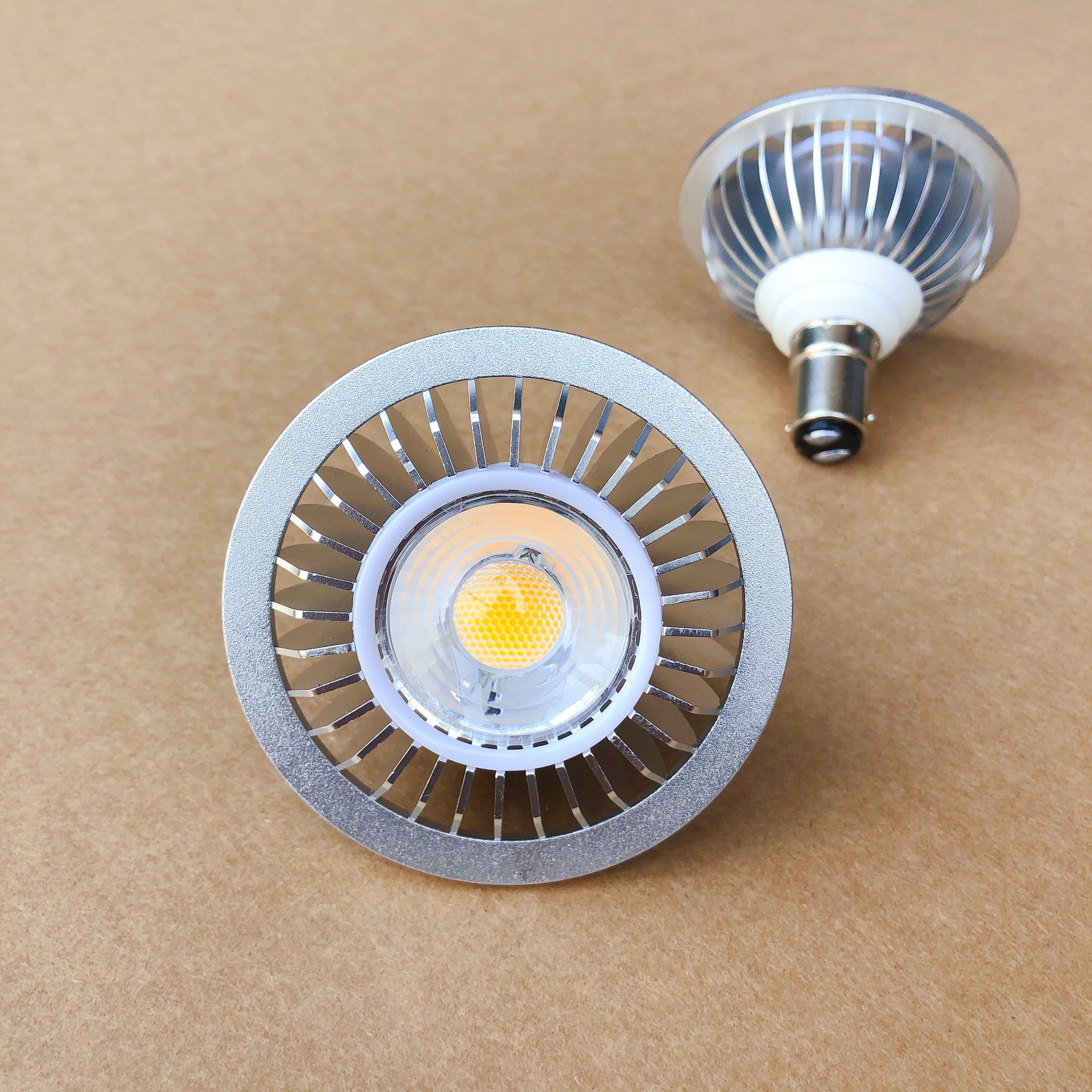 High Power 7W AR70 B15D LED Spotlight B15 Dimmable AC85-265V/DC12V Home/Commercial Lighting BA15D AR70 Bulb Lamps LED Spotlight