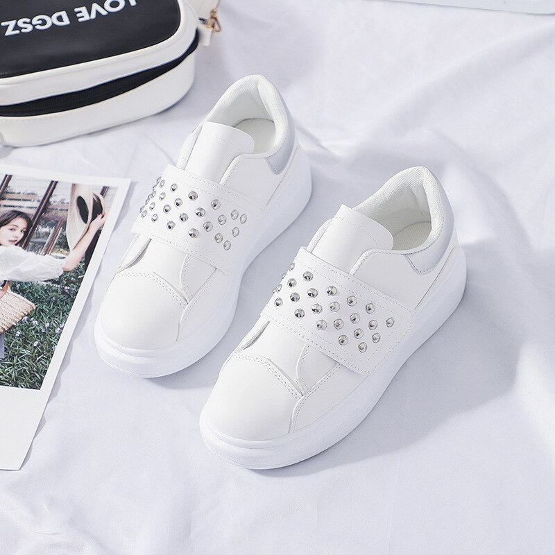 soft sneakers ladies shoes white velcro ladies sneakers ladies outdoor sports rivet women sneakers Z11-01