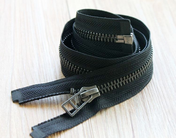 YCC cuivre dent métal zipper 8 dents grossières vêtements noir unique tête: 675 mm