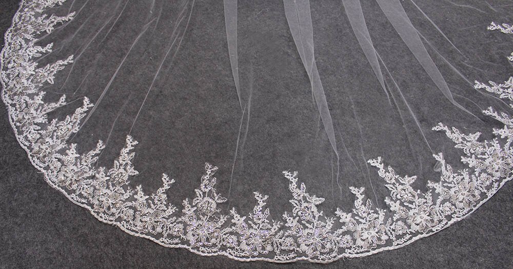Long Wedding Veil with Comb 3M Cathedral Bridal Veil with Sequined Lace Appliques Metal Comb Voile Mariage