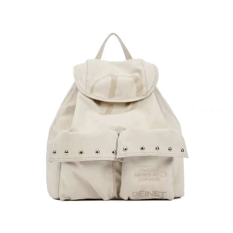 Mochila con cordón de lona con remaches para hombre y mujer, bolso decorativo de gran capacidad, sencillo, informal, Unisex, Y2k, con dos bolsillos: Chocolate
