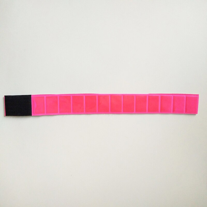 38cm miękkie bransoletki z pcv odblaskowe opaski na rękę opaska na kostkę paski na nogi odblaskowe taśmój na noc bezpieczeństwo ruchu: różowy