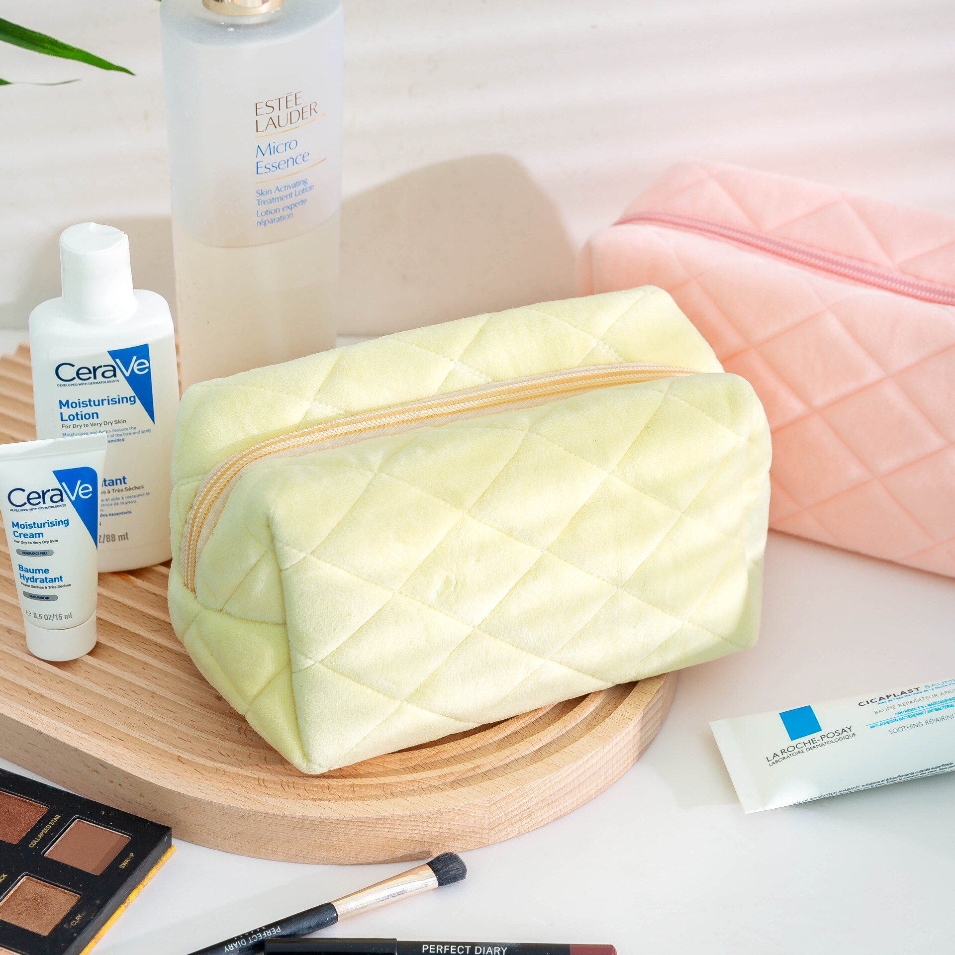 Custodia cosmetica in velluto borsa per cuscino morbida di grande capacità borsa per custodia portatile per ragazze custodia per matita per studenti griglia per cancelleria