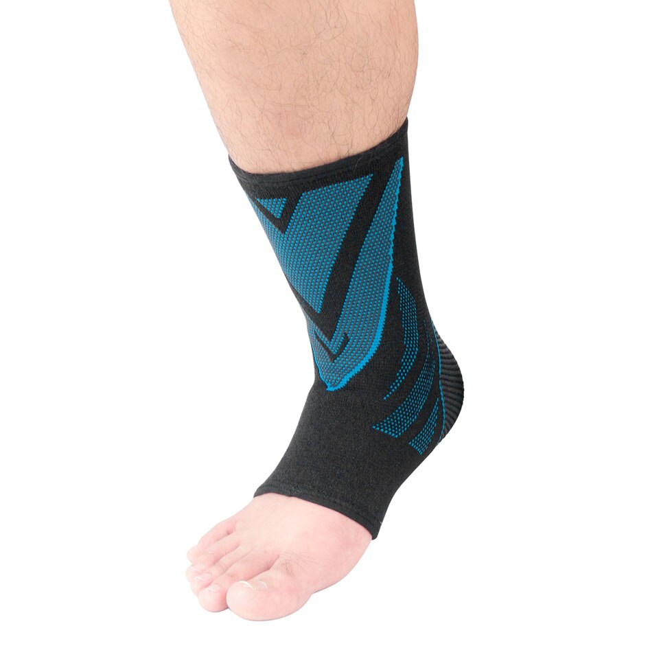 Justerbar ankelstøttepude beskyttelse elastisk bandage ankelbøjle beskyttelse forstuvninger skade wrap hæl pude til basketball: Blå / L