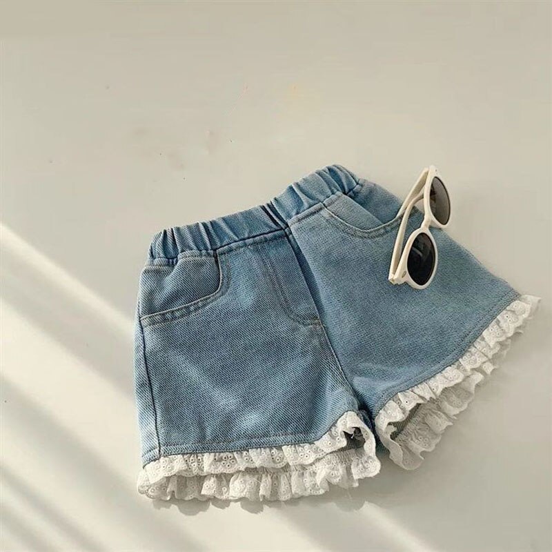 2022 estate nuovi bambini coreani carino dolce e confortevole pantaloncini di jeans morbidi pantaloncini di pizzo: 5T