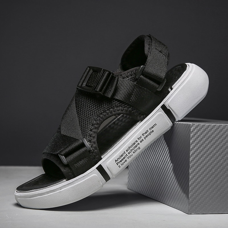 Newest Summer Men Sandals Massage Slippers Breathable Flat Man Shoes Outdoor Beach Shoes Mules