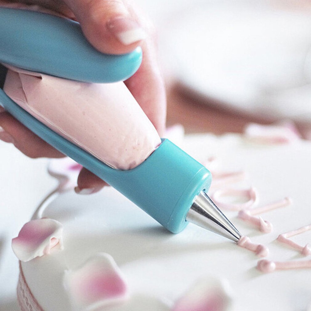 5pcs/set Cake Multifunction Cake Decorating Kit Pastry Tube Fondant Party Kitchen Dessert Baking Supplies Baking Tools