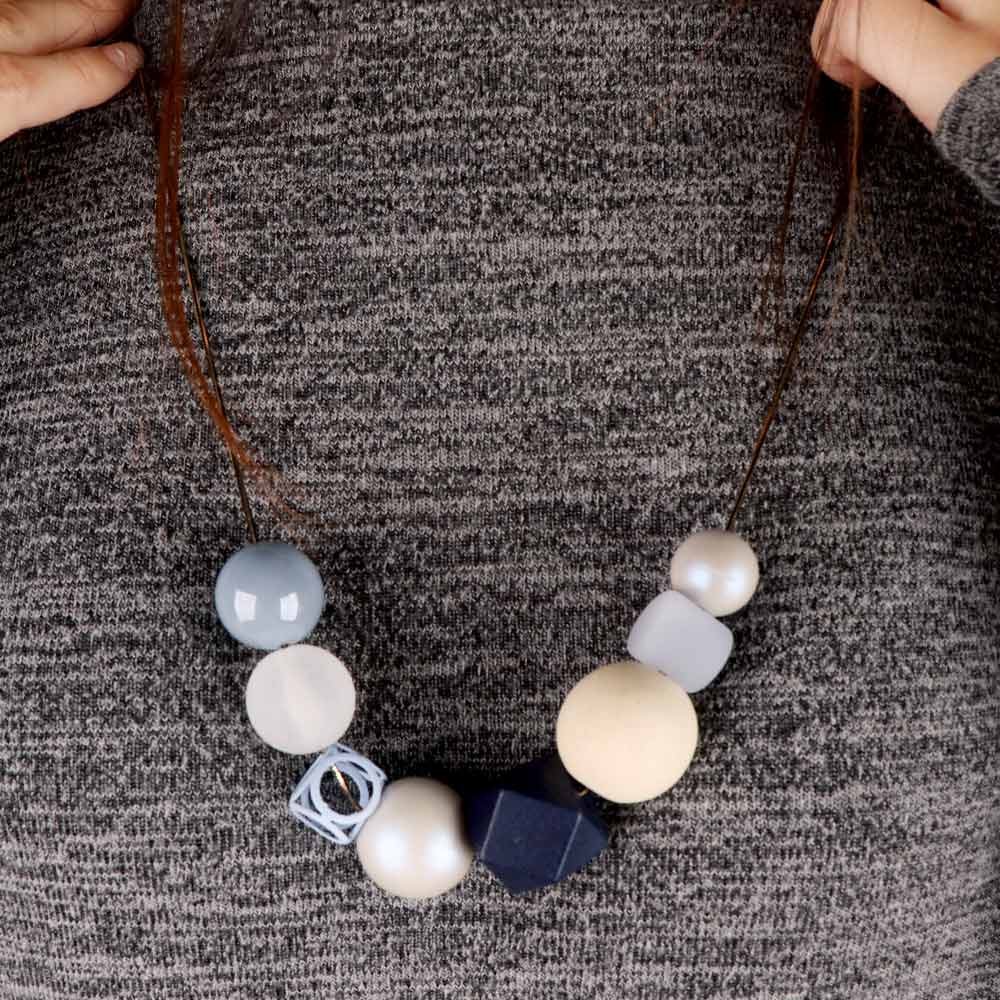 1 Pcs Woman Acrylic Geometric Beads Long Rope Chain Necklace Ladies Collar Accessories Sweater Pendant Necklaces