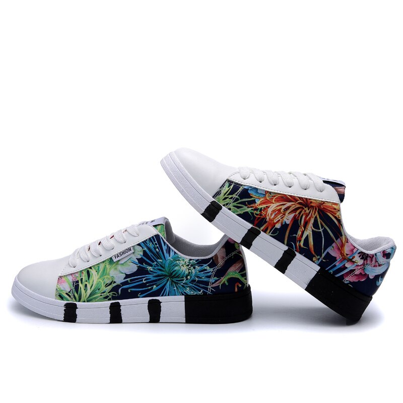 Graffiti solide sko snøre udendørs gåture letvægts mænd sko sports udendørs sneakers lav top skateboard sko