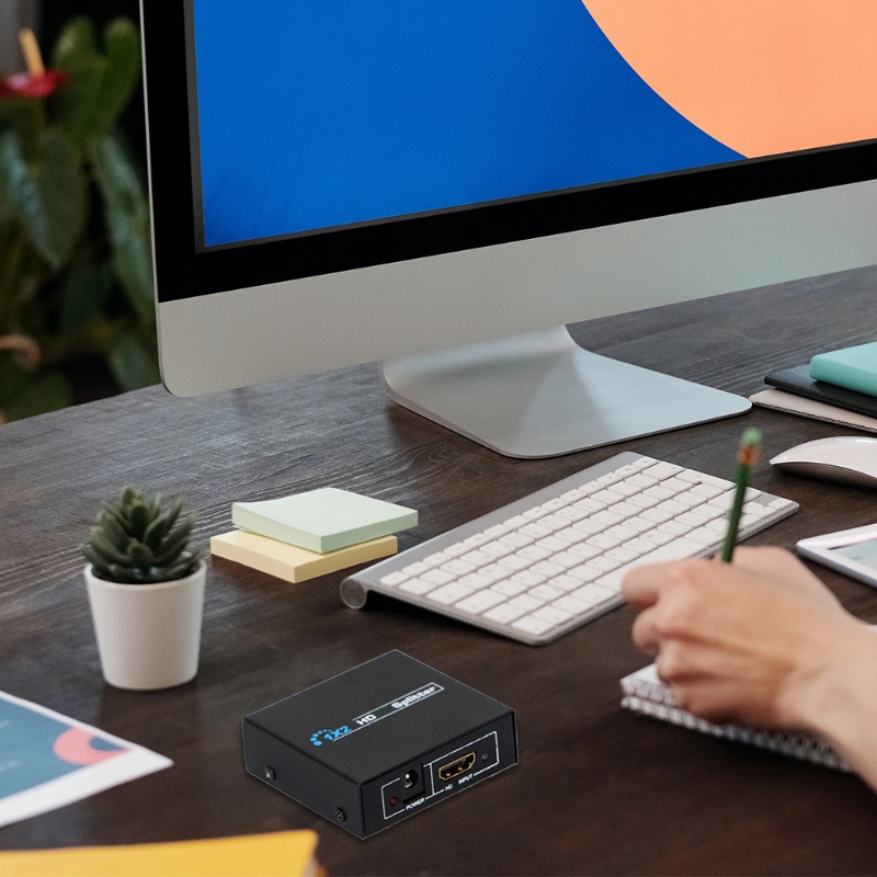 1 In 2 Out HDMI-compatible Switch Splitter Video Decoder 4K 30hz 1x2 HDCP 1080P Dual Display Switcher Converter 95AF