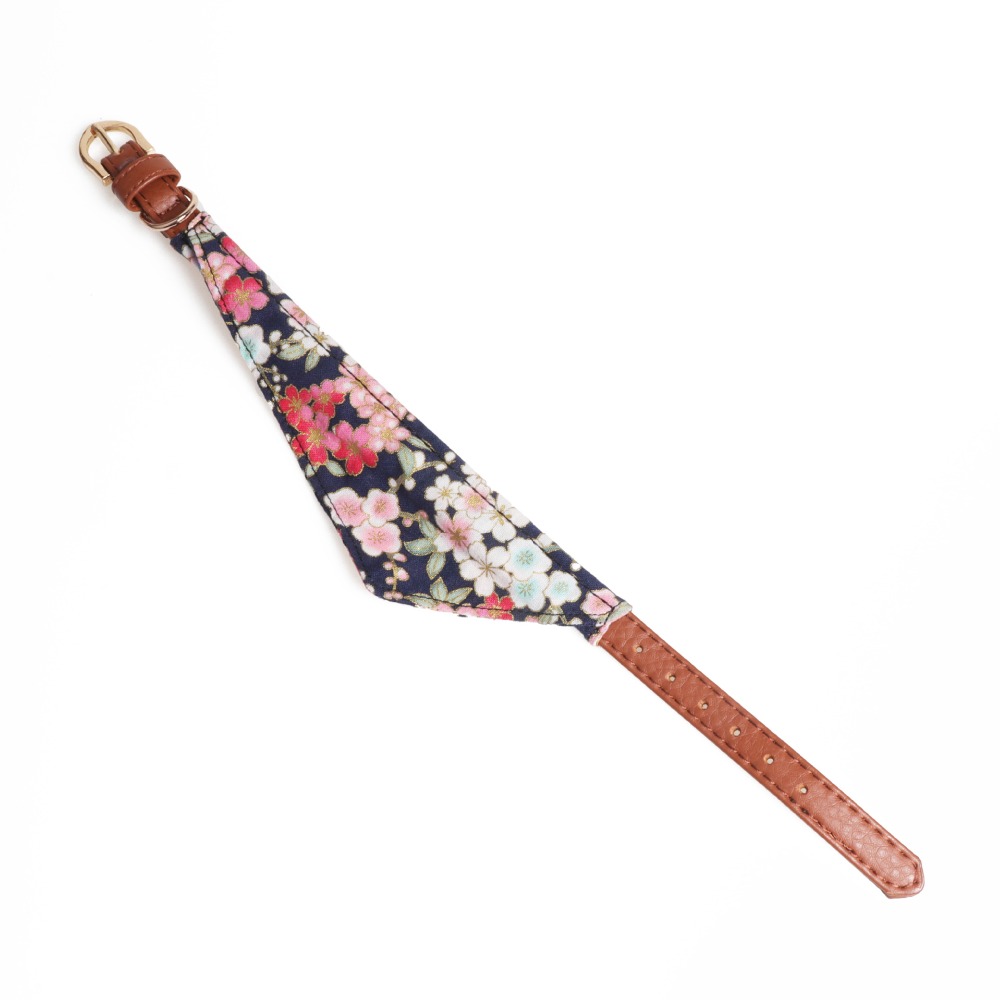 Mode Bloem Print Huisdieren Halsband PU Leer Strik Puppy Kat Vlinderdas Kleine Halsbanden Bandana Outdoor Pet Wandelen riemen