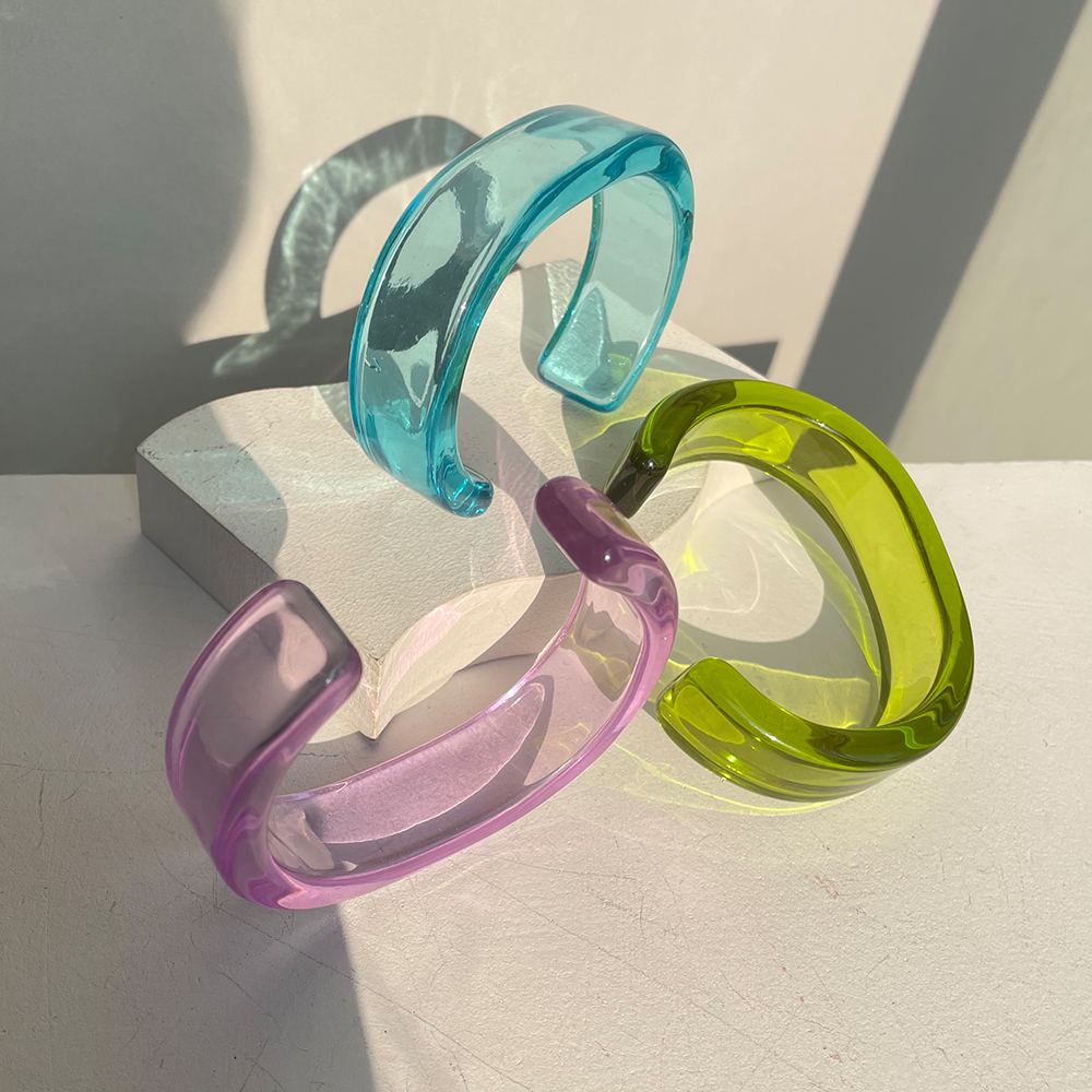 HZ – Bracelet Transparent en résine acrylique colorée, géométrique, Simple, ouvert, Version large, pour femmes et filles, de bijoux,