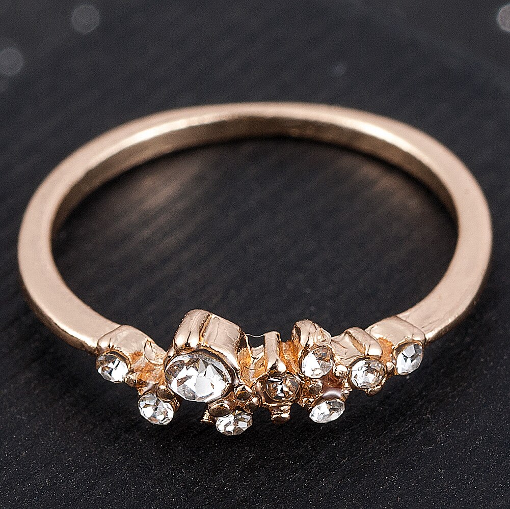 Mode Vrouwen Ringen Lady Elegante Eenvoudige Rhinestone Crystal Wedding Bridal Ring Gold Lover Ringen Sieraden