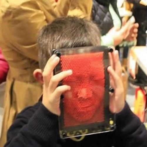 Pudcoco 1Pcs Funny Vingerafdruk Naald 3D Clone Pin Art Plastic Speelgoed Voor Kinderen Kerstcadeau Decor Bebe Craft willekeurige Kleur