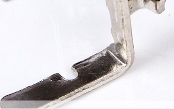 2 Stks/partij Naaivoeten Voor Ouderwetse Huishoudelijke Naaimachines Onderdelen Trapnaaimachine Diy Accessories1770: left feet